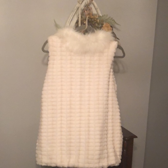 Vest - Picture 4 of 5